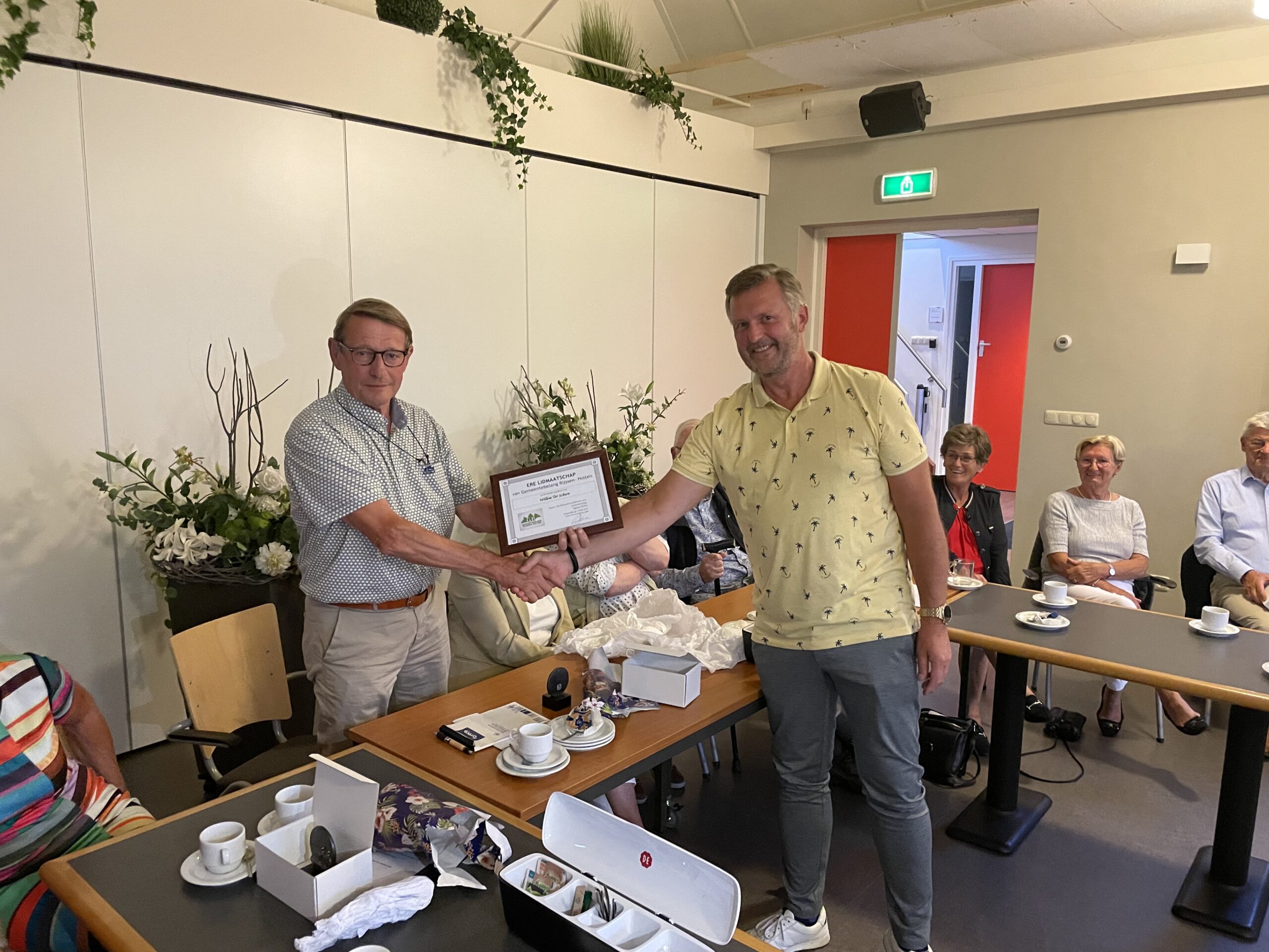 Willem ter Schure erelid Gemeentebelang Rijssen-Holten